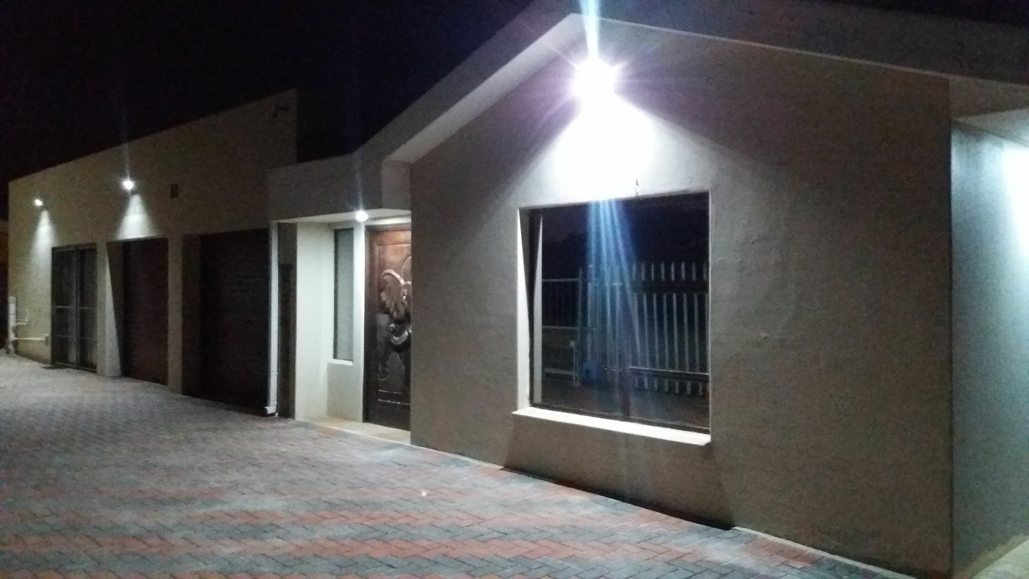 פורט אליזבת' דירות באזור מפרץ בלוווטאר, בגודל 30 מר, עם 1 חדרי שינה ו- 1 חדרי רחצה פרטיים מראה חיצוני תמונה